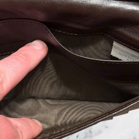 Bottega Veneta Brown Intrecciato Leather Wallet - Picture 7 of 7